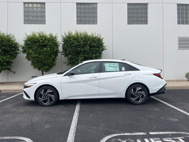 new 2025 Hyundai Elantra car, priced at $29,710