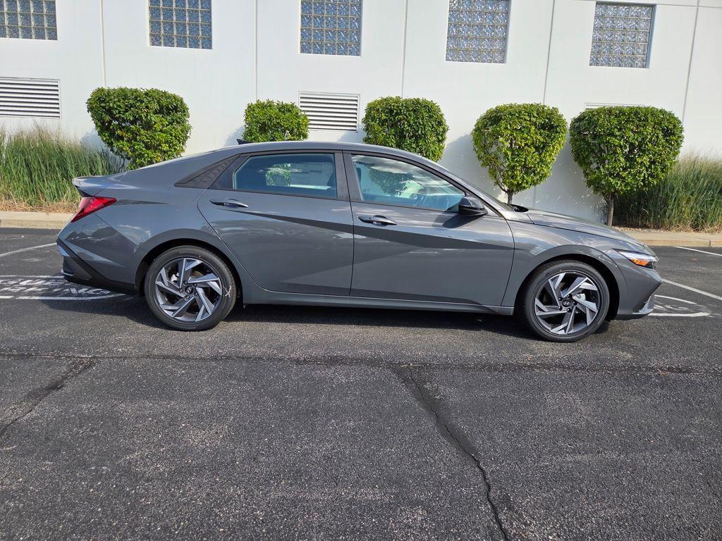 new 2025 Hyundai Elantra car, priced at $25,055