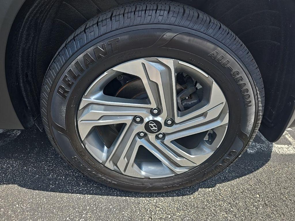 used 2022 Hyundai Santa Fe car, priced at $23,987