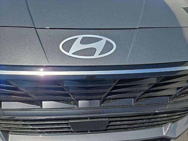 new 2025 Hyundai Elantra car, priced at $31,560