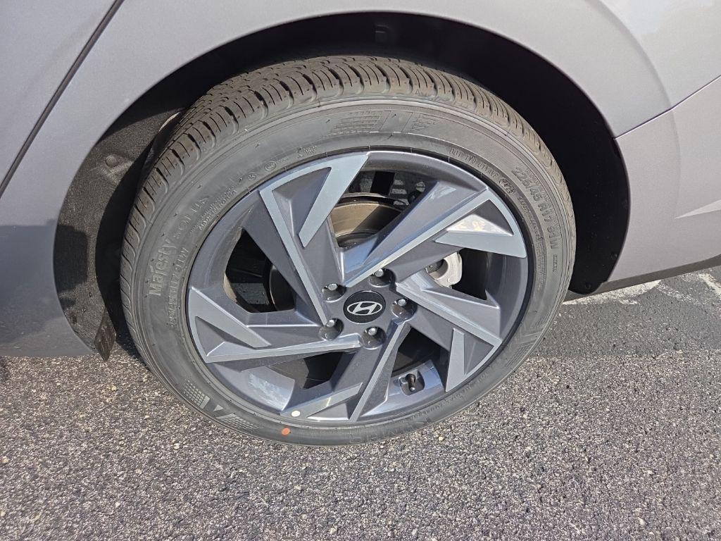 new 2025 Hyundai Elantra car, priced at $25,055