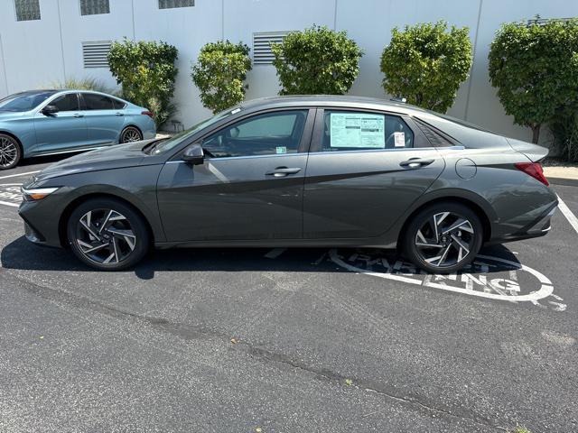 new 2024 Hyundai Elantra car, priced at $28,760