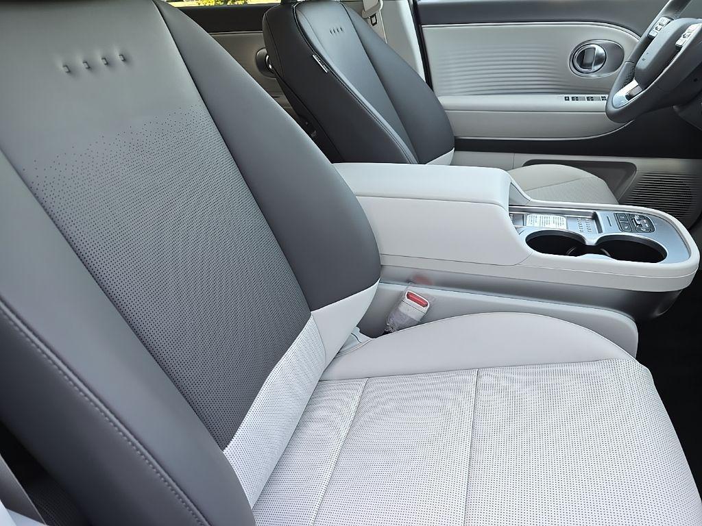 new 2026 Hyundai IONIQ 9 car, priced at $69,735