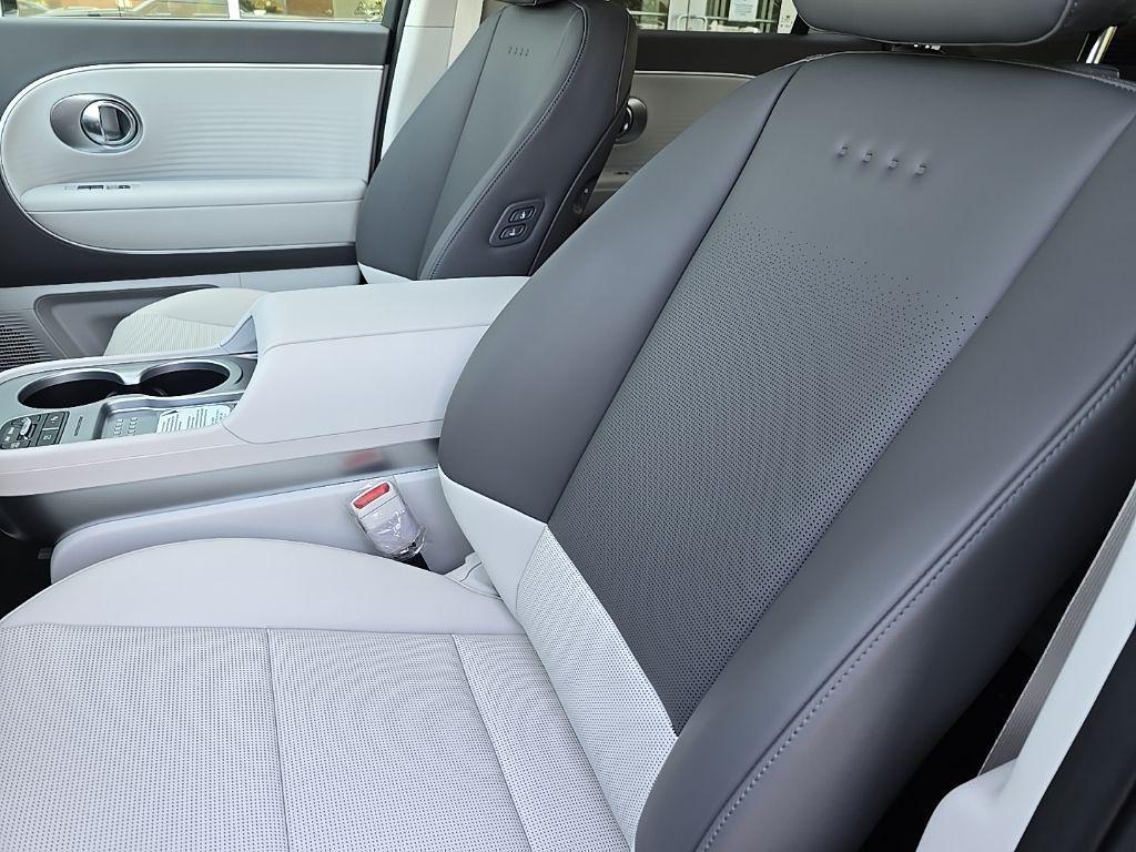 new 2026 Hyundai IONIQ 9 car, priced at $69,735