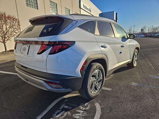 new 2025 Hyundai TUCSON Hybrid car, priced at $35,750