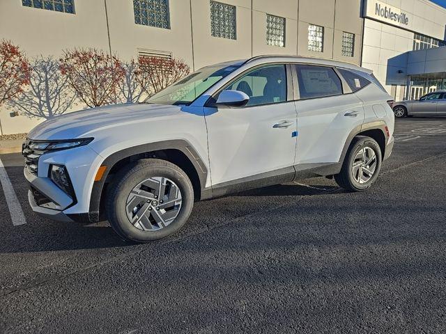 new 2025 Hyundai Tucson Hybrid car, priced at $35,750