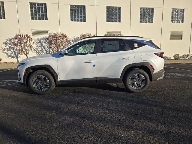 new 2025 Hyundai Tucson Hybrid car, priced at $35,750