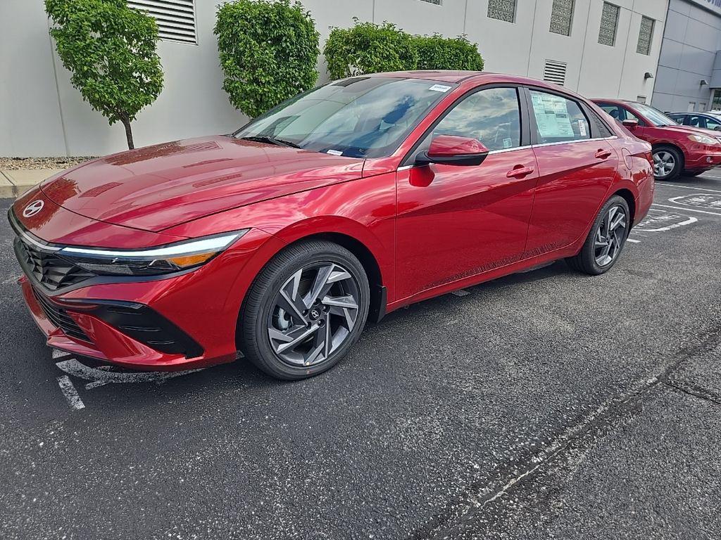 new 2025 Hyundai Elantra car, priced at $29,130
