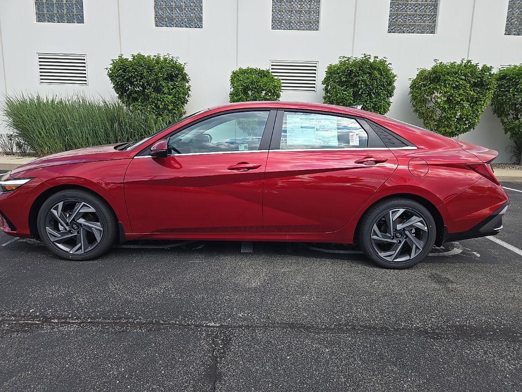 new 2025 Hyundai Elantra car, priced at $29,130