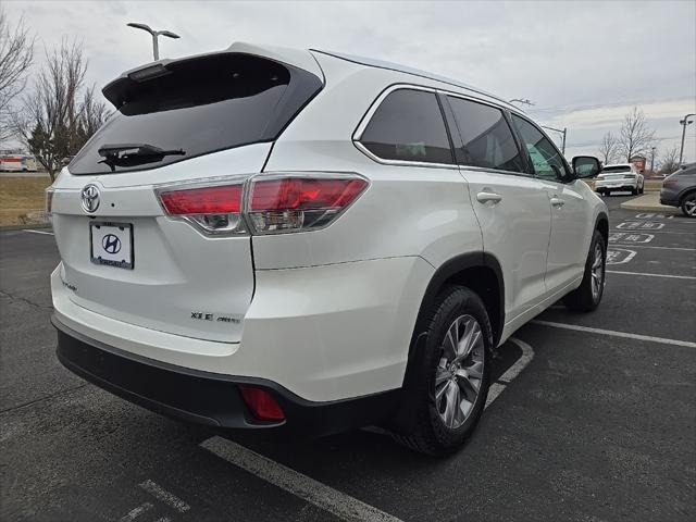 used 2015 Toyota Highlander car, priced at $16,990