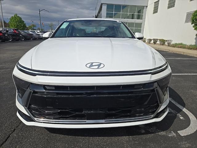 new 2025 Hyundai Sonata Hybrid car, priced at $33,510