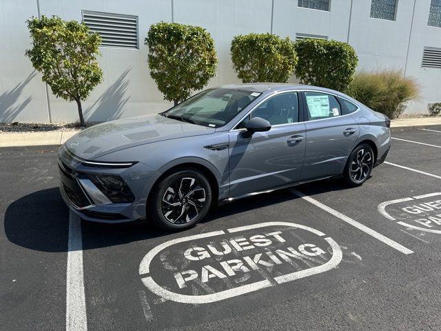 new 2025 Hyundai Sonata car, priced at $30,955