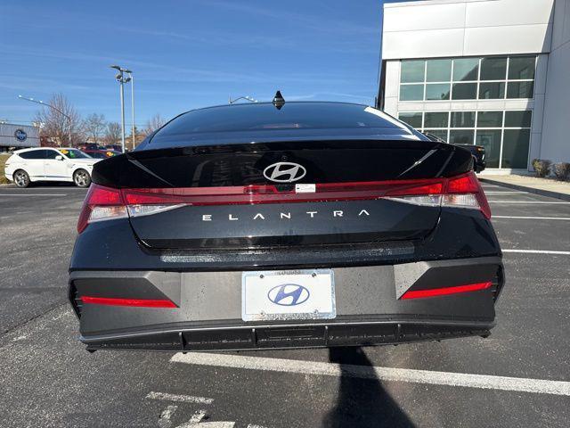 new 2025 Hyundai Elantra car, priced at $24,685