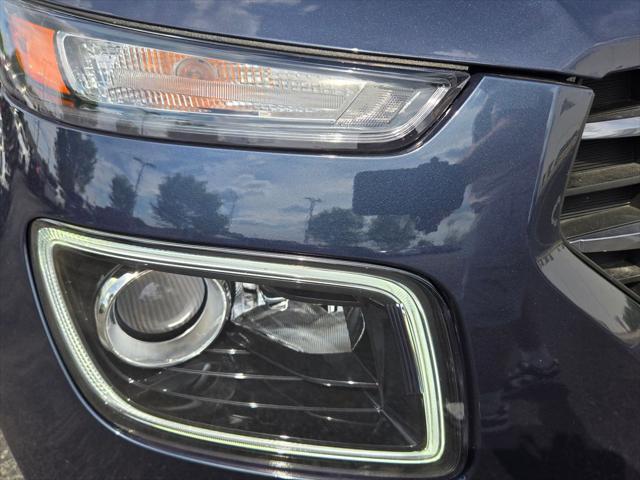 new 2025 Hyundai Venue car, priced at $25,125