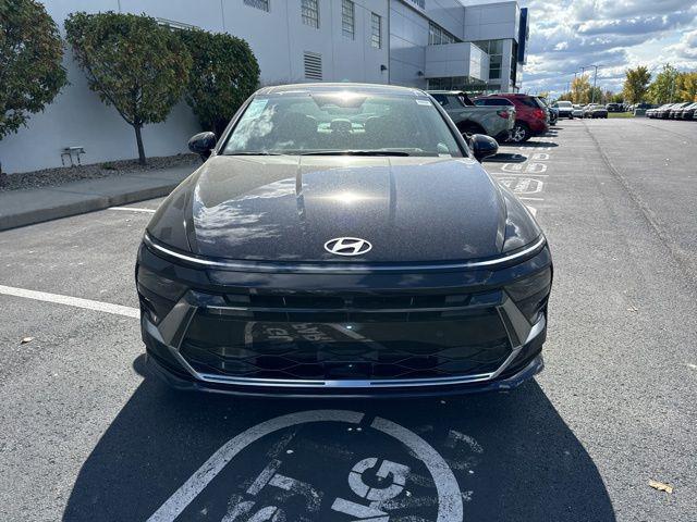 new 2025 Hyundai Sonata Hybrid car, priced at $39,260