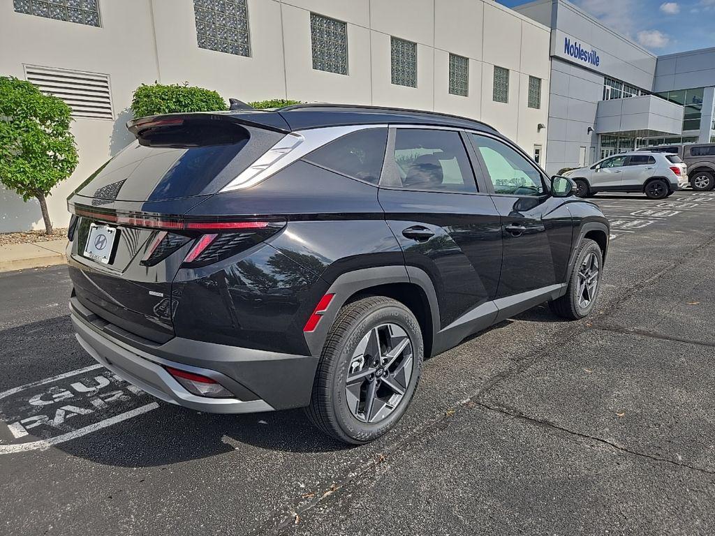 new 2025 Hyundai Tucson car, priced at $36,874