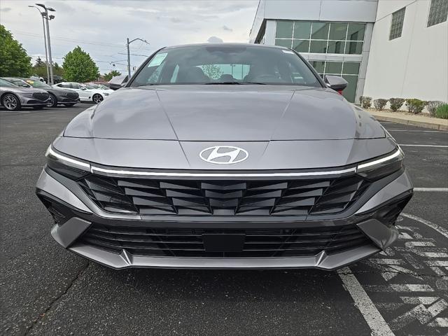 new 2025 Hyundai Elantra car, priced at $31,560