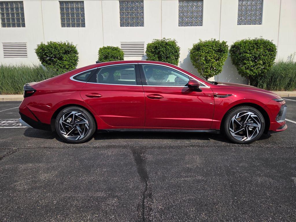 new 2025 Hyundai Sonata car, priced at $33,480
