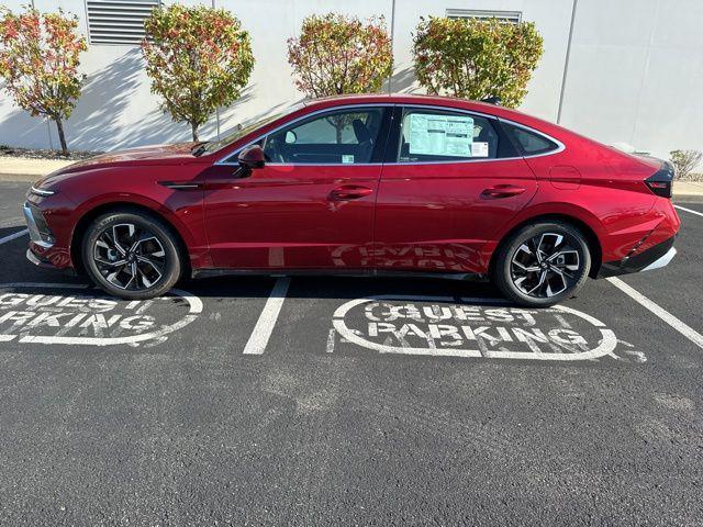 new 2024 Hyundai Sonata car, priced at $30,595