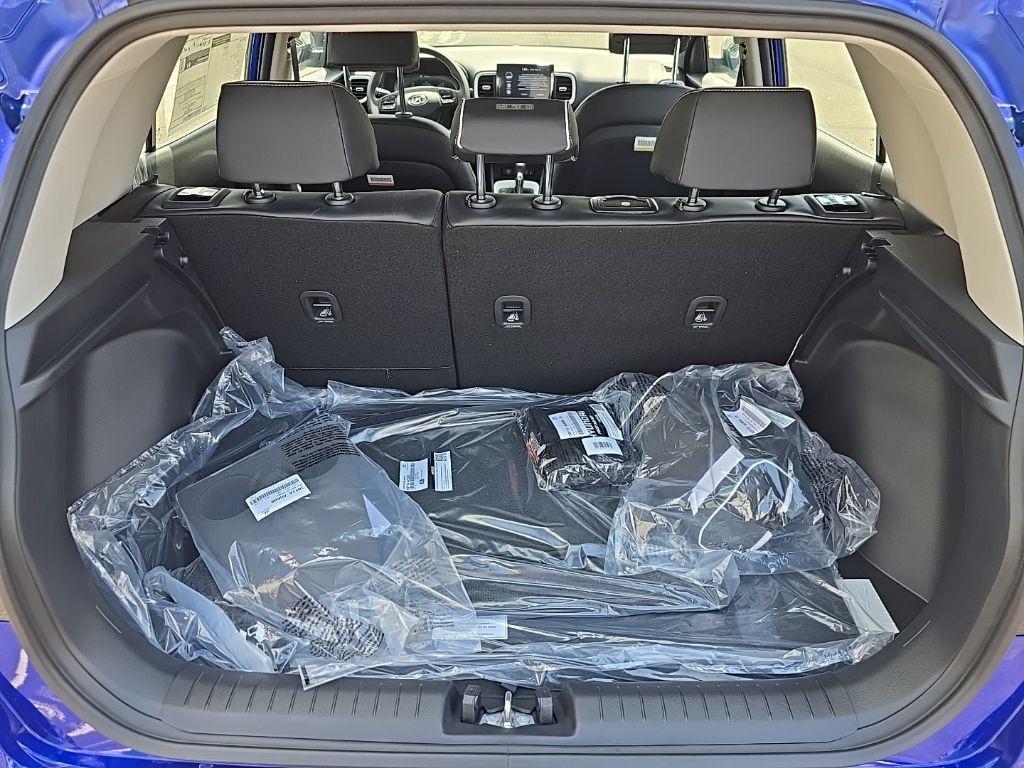 new 2025 Hyundai Venue car, priced at $25,565