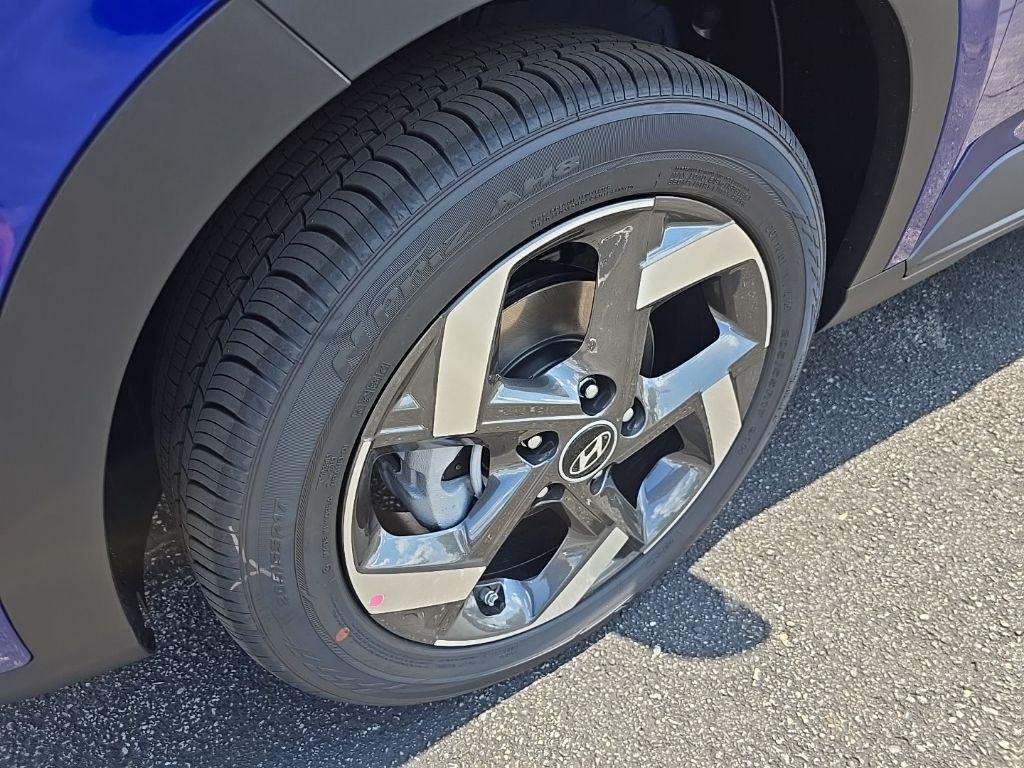 new 2025 Hyundai Venue car, priced at $25,565