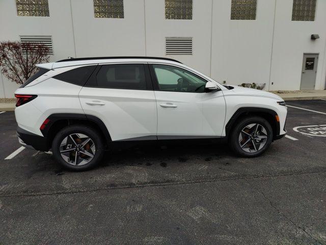 new 2025 Hyundai Tucson Hybrid car, priced at $38,650