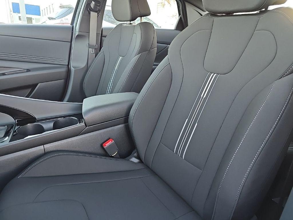 new 2026 Hyundai ELANTRA HEV car, priced at $29,295