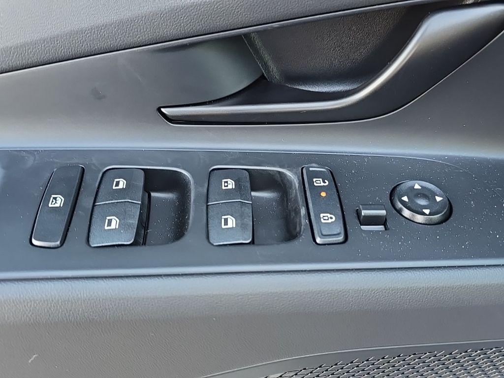 new 2026 Hyundai ELANTRA HEV car, priced at $29,295