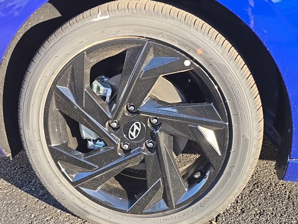 new 2026 Hyundai ELANTRA HEV car, priced at $29,295