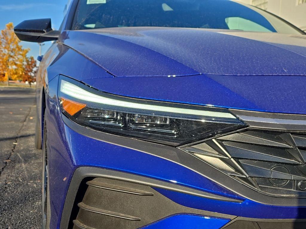 new 2026 Hyundai ELANTRA HEV car, priced at $29,295