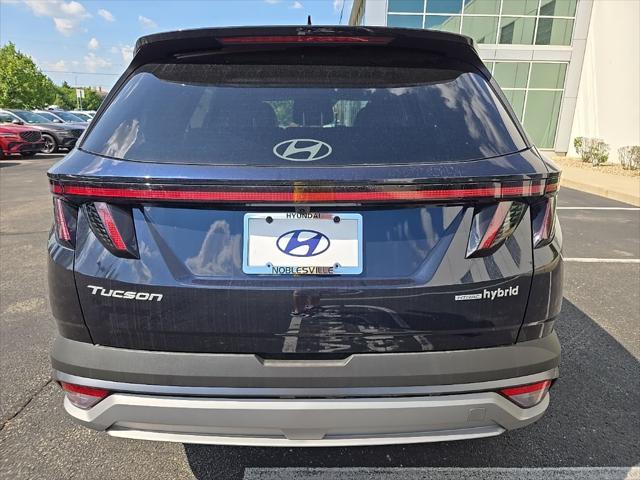 new 2025 Hyundai TUCSON Hybrid car, priced at $38,465