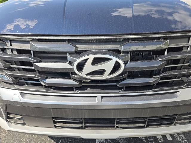 new 2025 Hyundai TUCSON Hybrid car, priced at $38,465