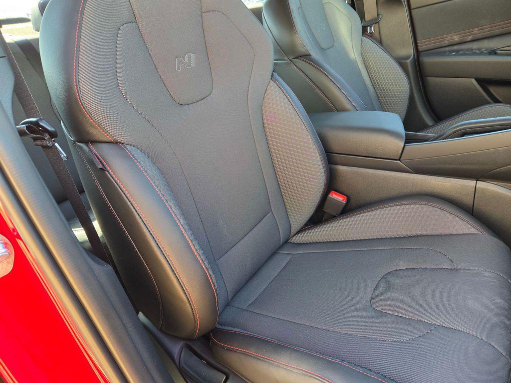 new 2025 Hyundai Elantra car, priced at $31,085