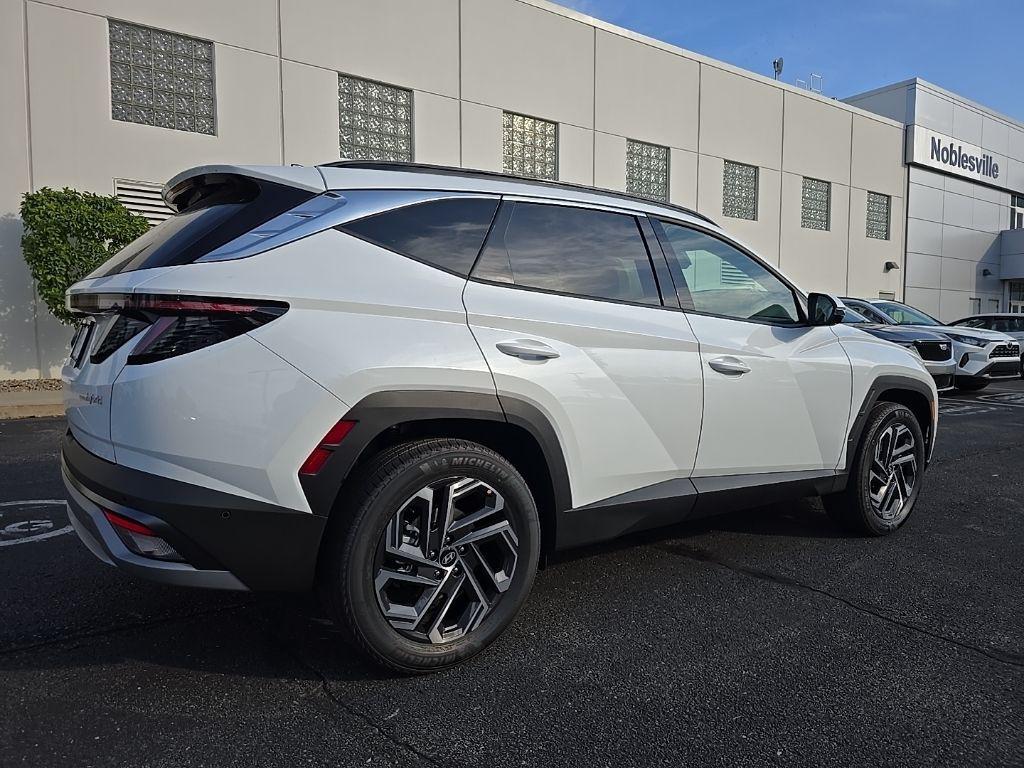 new 2025 Hyundai TUCSON Hybrid car, priced at $44,485