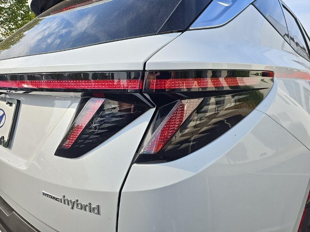 new 2025 Hyundai TUCSON Hybrid car, priced at $44,485