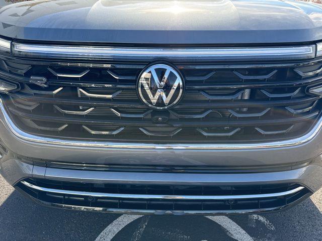 used 2024 Volkswagen Atlas car, priced at $48,729