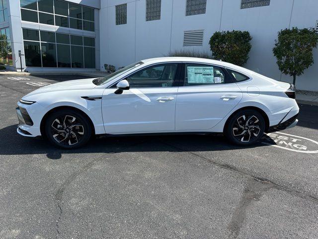 new 2024 Hyundai Sonata car, priced at $31,325