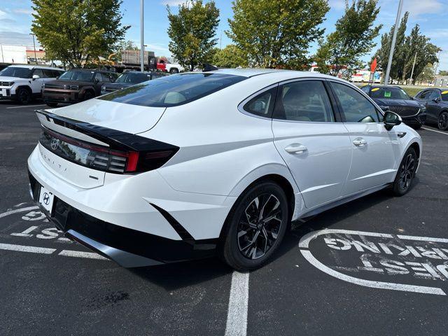 new 2024 Hyundai Sonata car, priced at $31,325