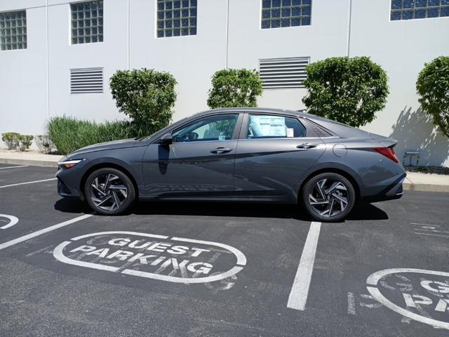 new 2024 Hyundai Elantra car, priced at $27,045