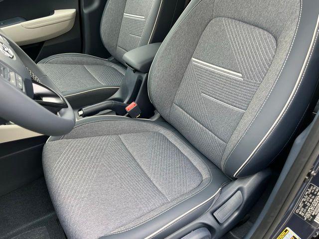 new 2025 Hyundai Venue car, priced at $25,475