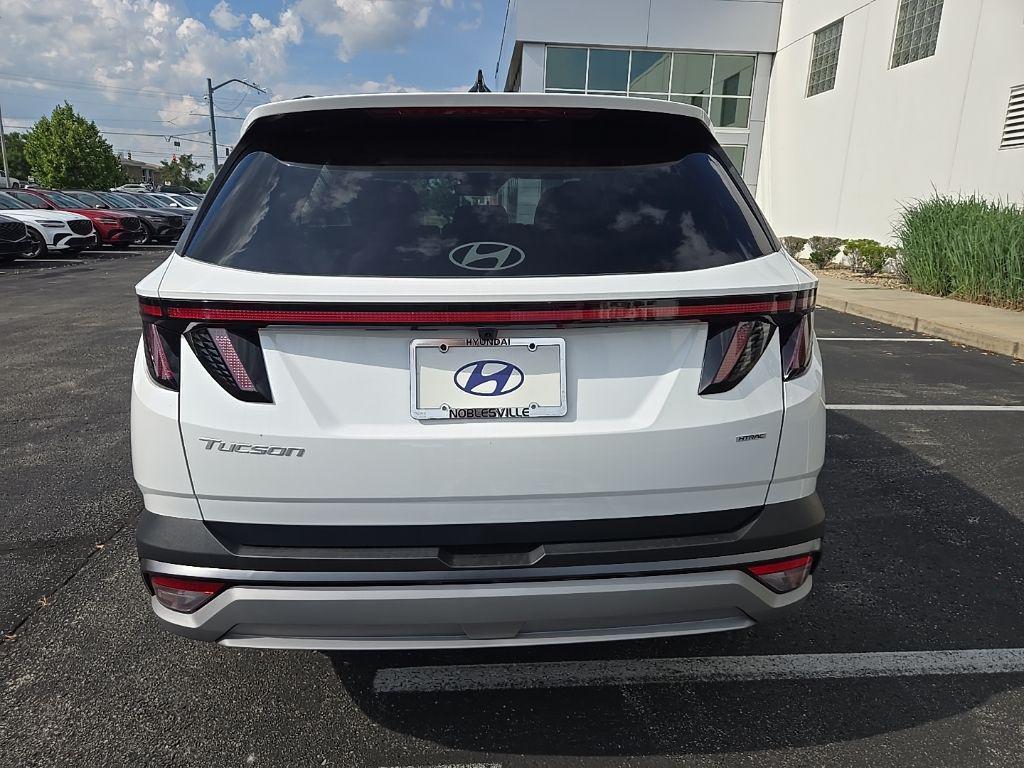 new 2025 Hyundai Tucson car, priced at $37,325