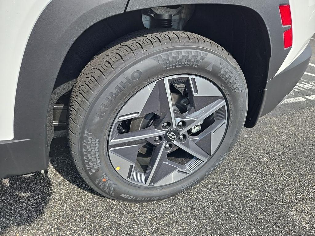 new 2025 Hyundai Tucson car, priced at $37,325