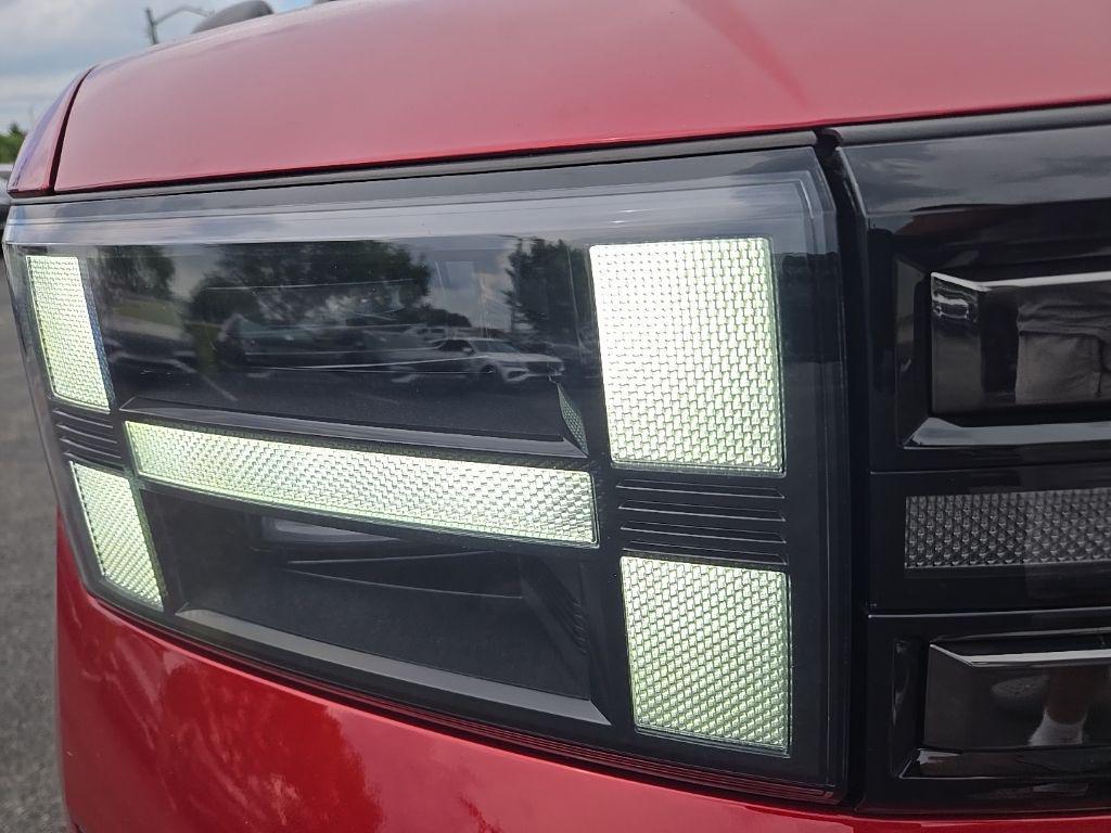 new 2025 Hyundai Santa Fe car, priced at $44,090
