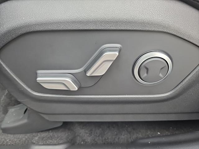 new 2025 Hyundai Santa Fe car, priced at $44,090
