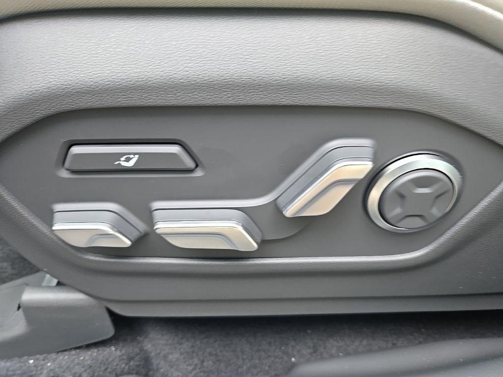 new 2026 Hyundai SANTA FE HEV car, priced at $52,770