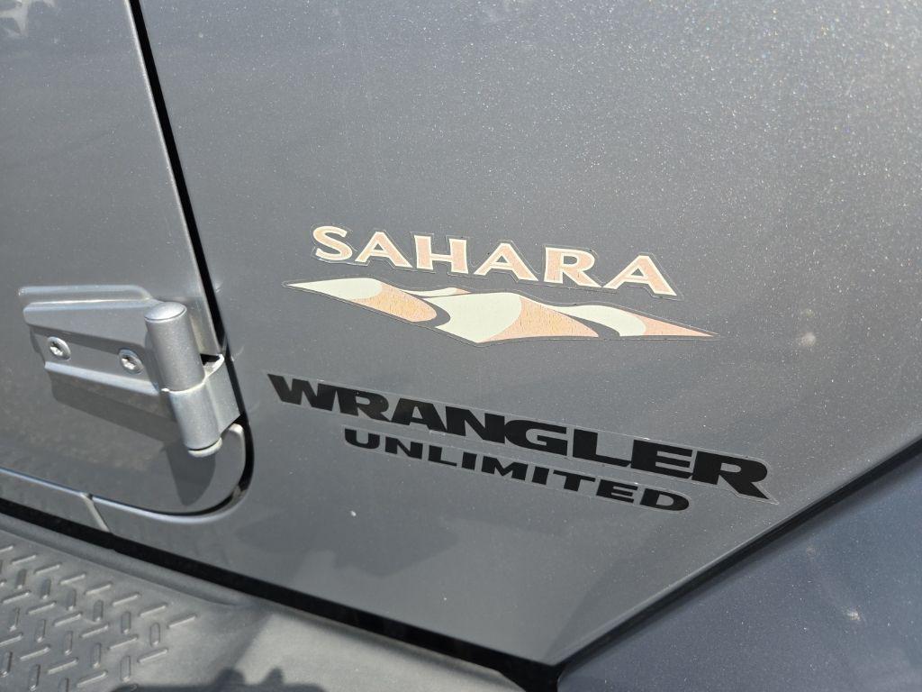 used 2015 Jeep Wrangler Unlimited car, priced at $15,416