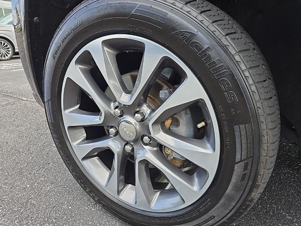 used 2018 Jeep Grand Cherokee car, priced at $15,998