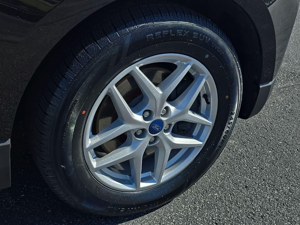 used 2021 Ford Edge car, priced at $20,228