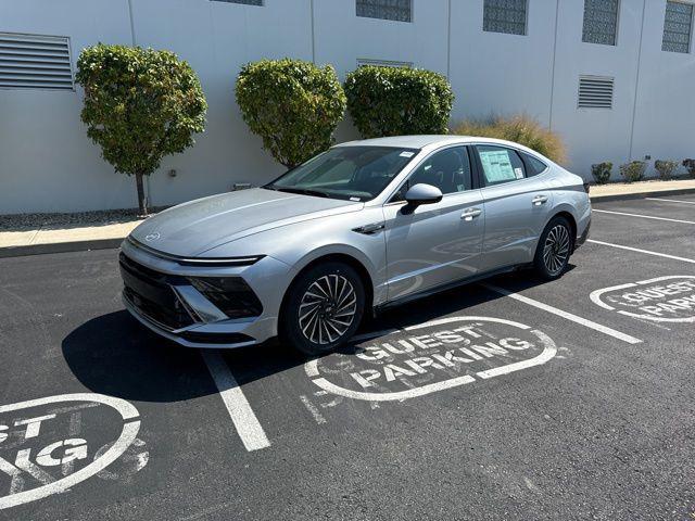 new 2024 Hyundai Sonata Hybrid car, priced at $32,520