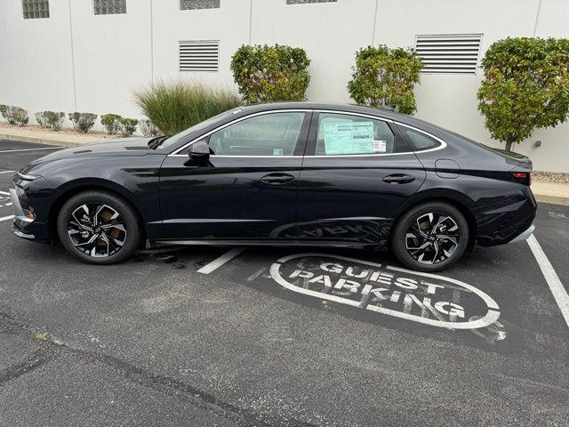 new 2025 Hyundai Sonata car, priced at $31,010